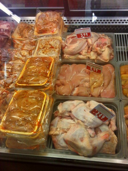 07 - Halal Chicken, City Meat Market Cooler, Sault Ste Marie, Thursday July 25 2013