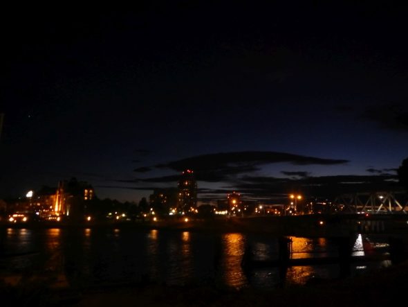 Negative Moonsighting from Reeson Park, Victoria waterfront, British Columbia - Monday Evening July 4 2016