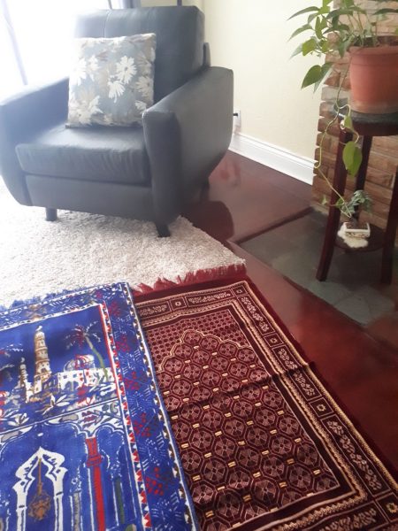 Prayer mats to pray together as a family